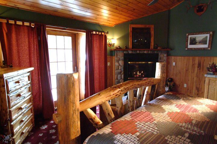 Lake George Boathouse Waterfront Lodging Bolton Landing Exterior foto